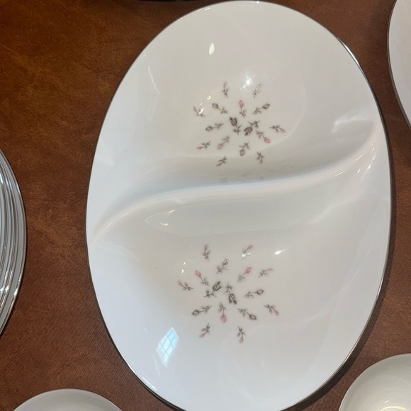 Vintage Petite Bouquet By Japan Divided Serving Dish Bowl - Picture 1 of 4